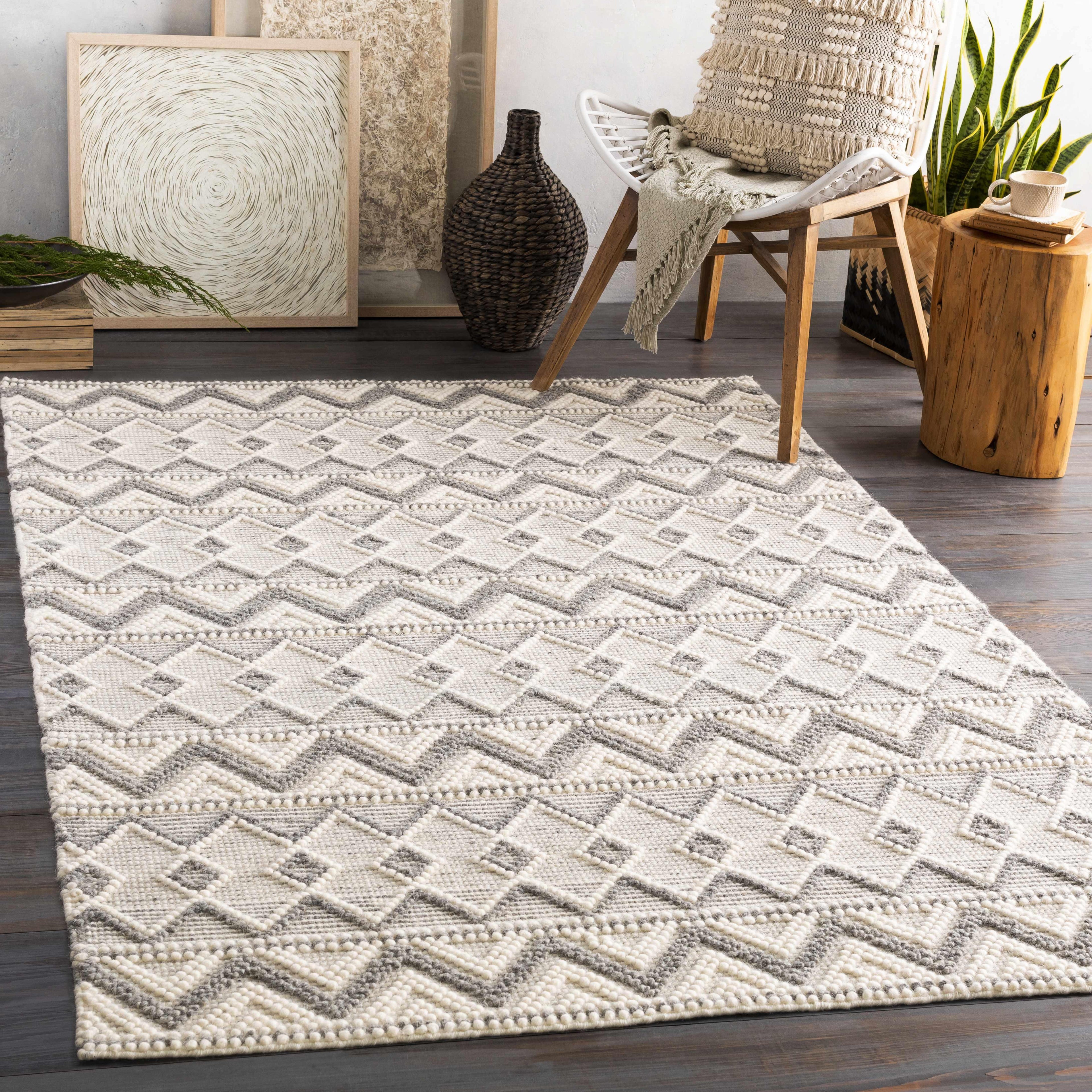 Antigo Wool Area Rug - House Of Avana