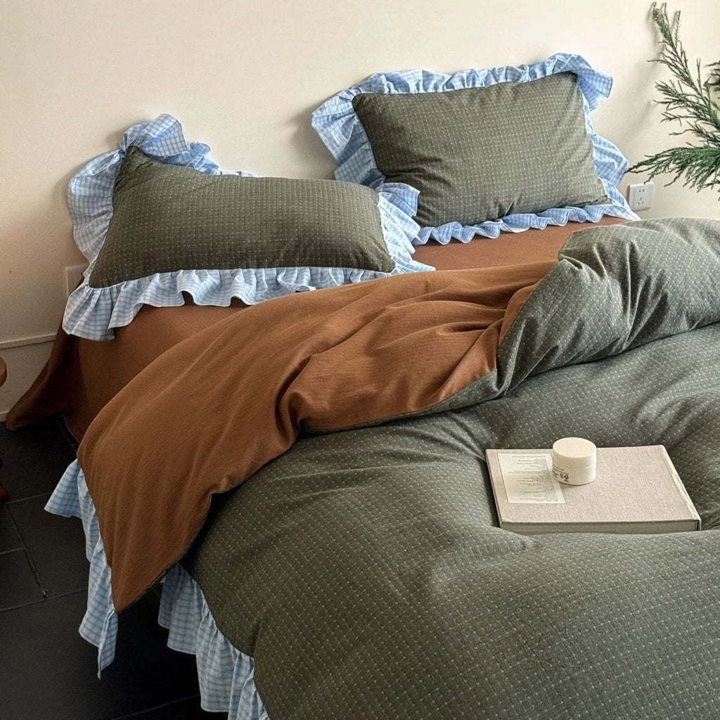 Sadie Gingham Lace Ruffle Bedding Set / Green Ever Lasting