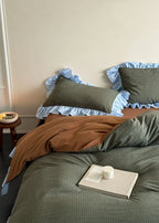 Sadie Gingham Lace Ruffle Bedding Set / Green Ever Lasting