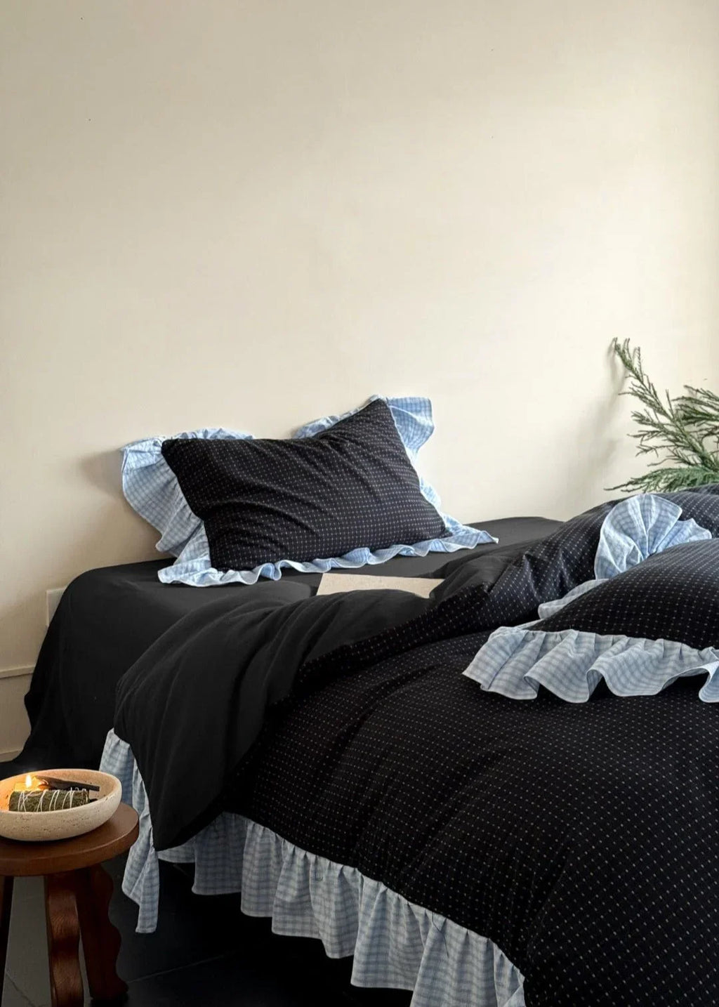 Sadie Gingham Lace Ruffle Bedding Set / Green Ever Lasting