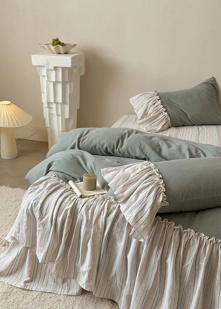 Savannah Lace Ruffle Double Gauze Bedding Set / Gray Ever Lasting