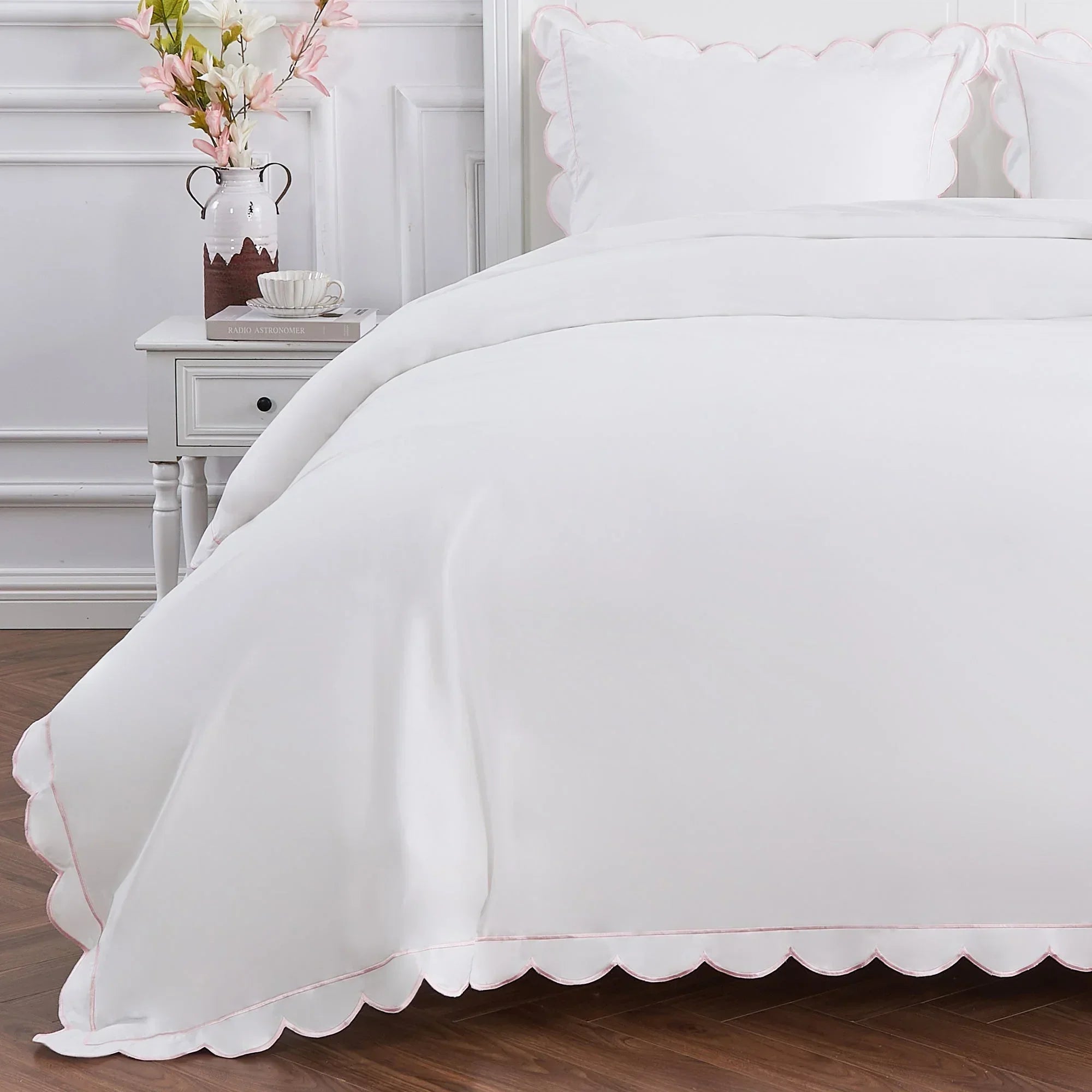Scallop Frame Embroidered Cotton Percale Duvet Set Mélange Home