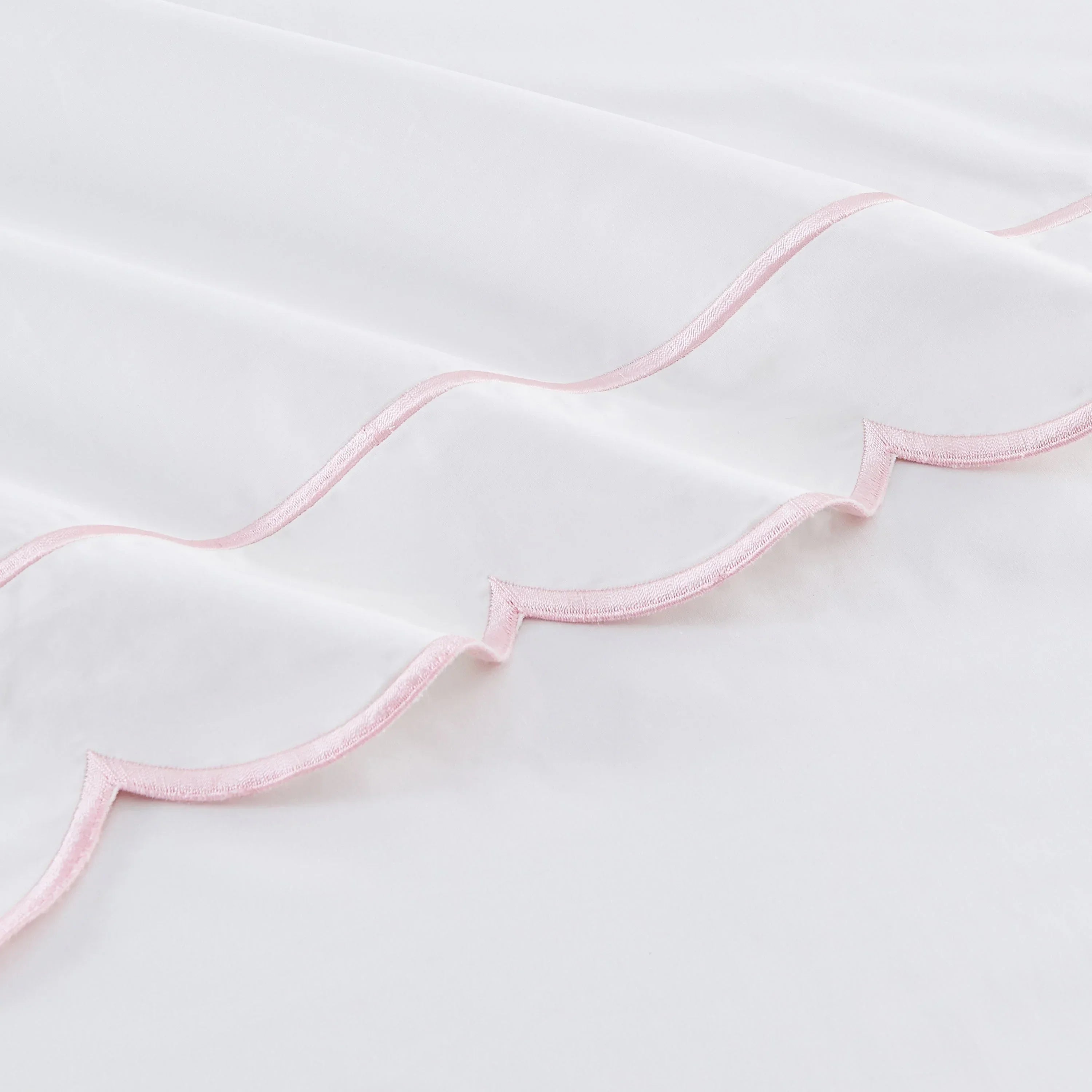 Scallop Frame Embroidered Cotton Percale Pillowcase Pair Mélange Home