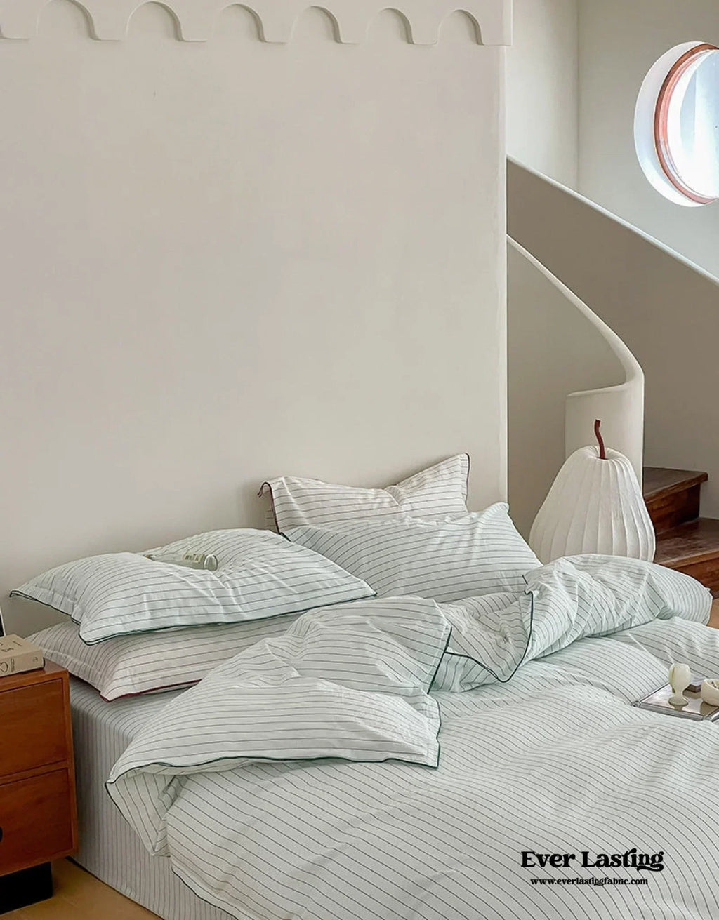Scandinavian Overlock Striped Bedding Set / White + Green Ever Lasting