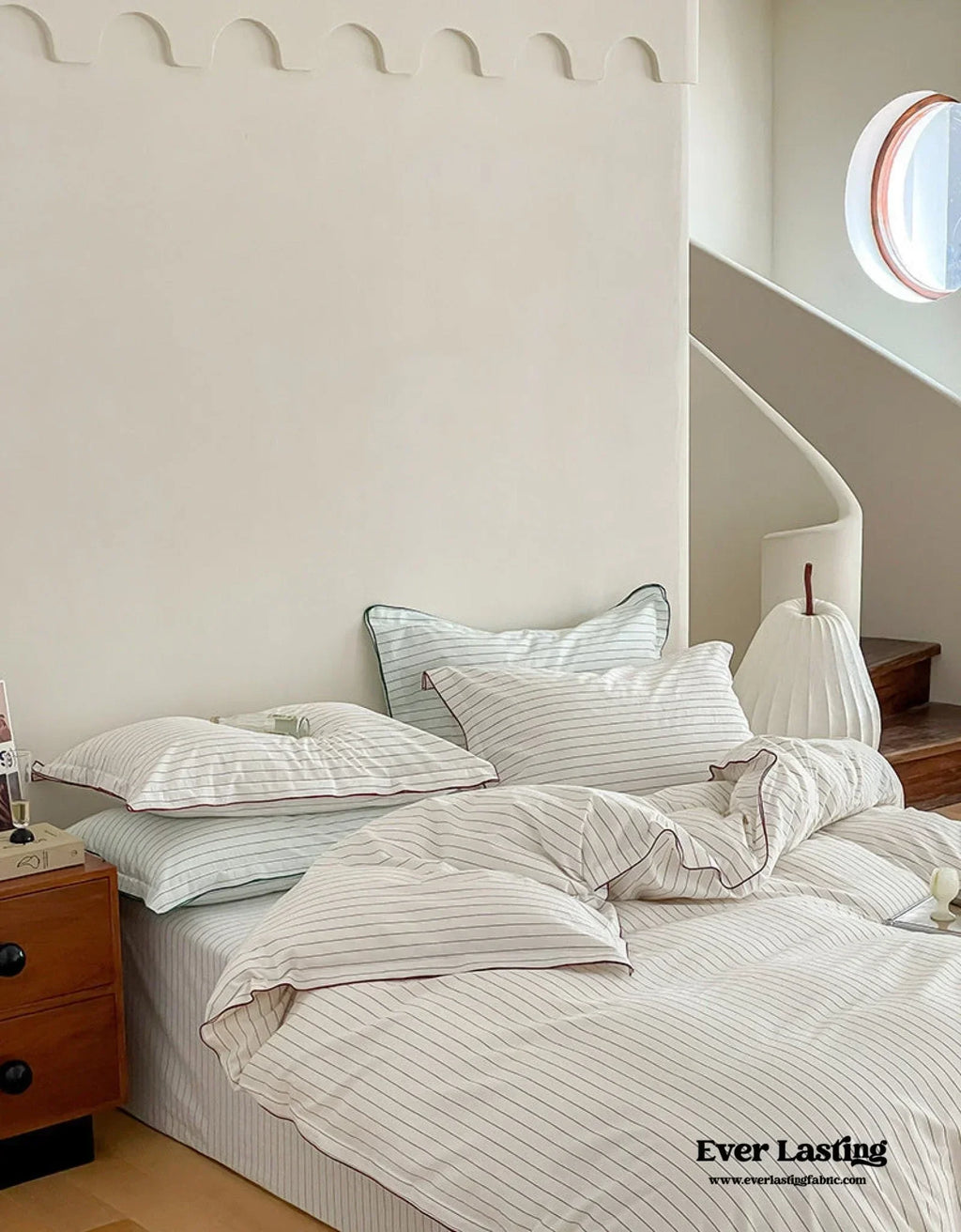 Scandinavian Overlock Striped Bedding Set / White + Green Ever Lasting