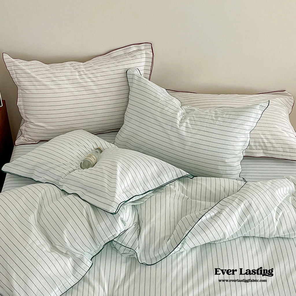 Scandinavian Overlock Striped Bedding Set / White + Green Ever Lasting