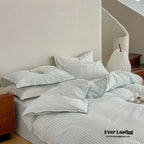Scandinavian Overlock Striped Bedding Set / White + Green Ever Lasting