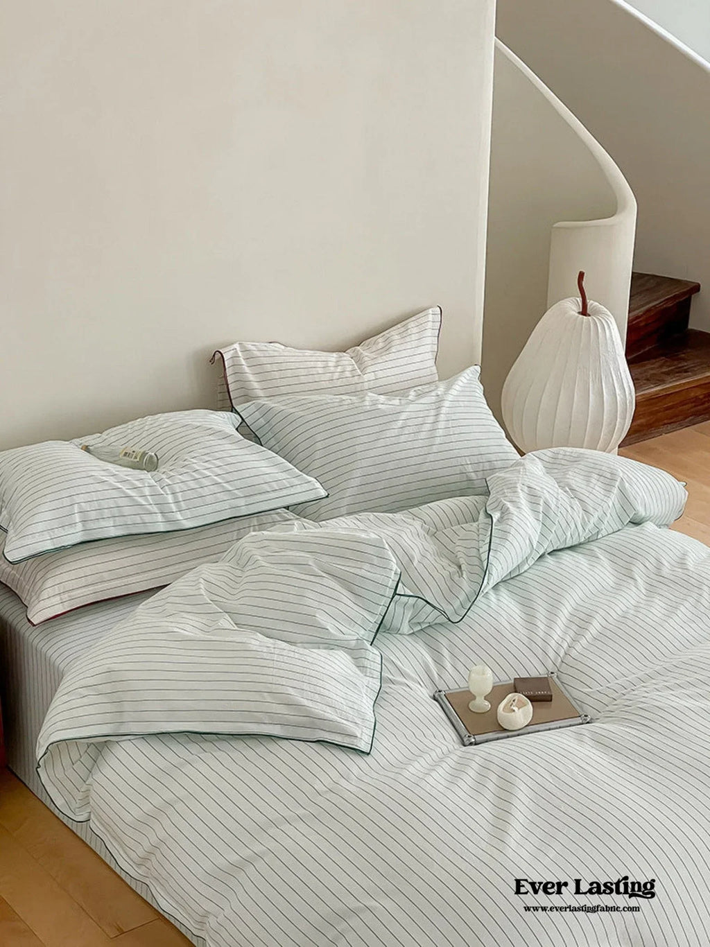Scandinavian Overlock Striped Bedding Set / White + Green Ever Lasting