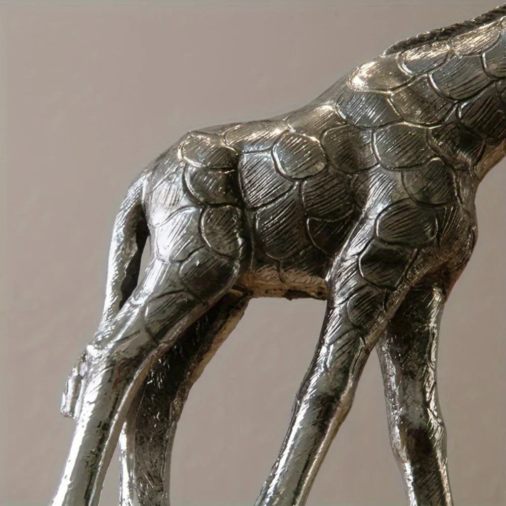 Vintage Style Giraffe Sculpture for Home Decor, top view - House Of Avana