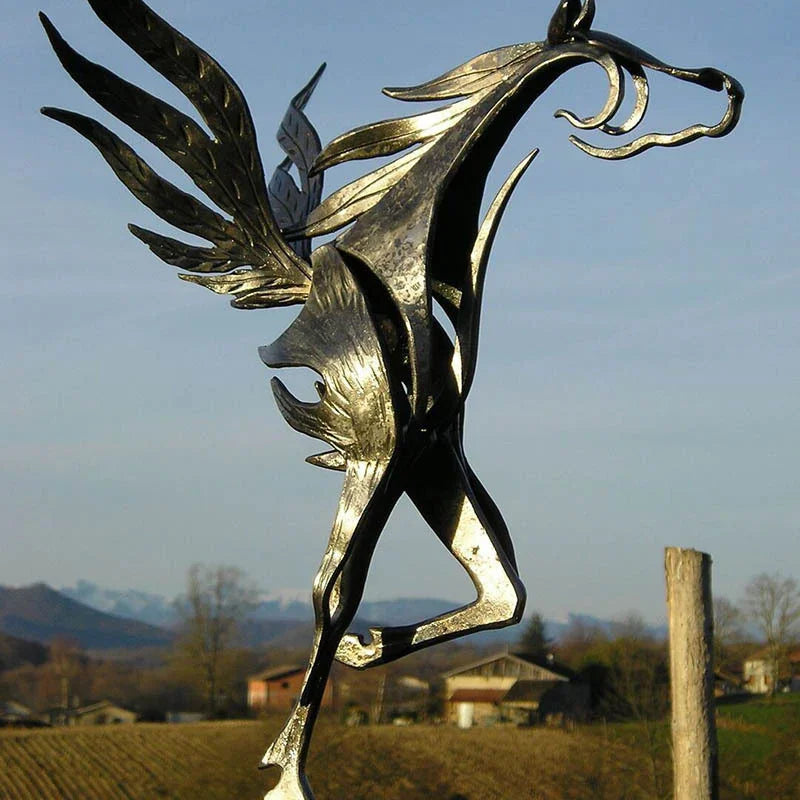 Tooluck Kiss Horse Sculpture Metal Crafts Ornament Horse Sculpture Modern Statue Antique - House Of Avana