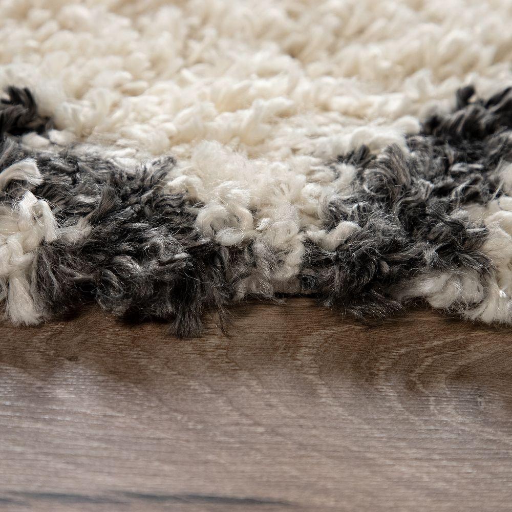 Shag Rug Cream with Diamond Pattern Scandi Design, back view - House Of Avana