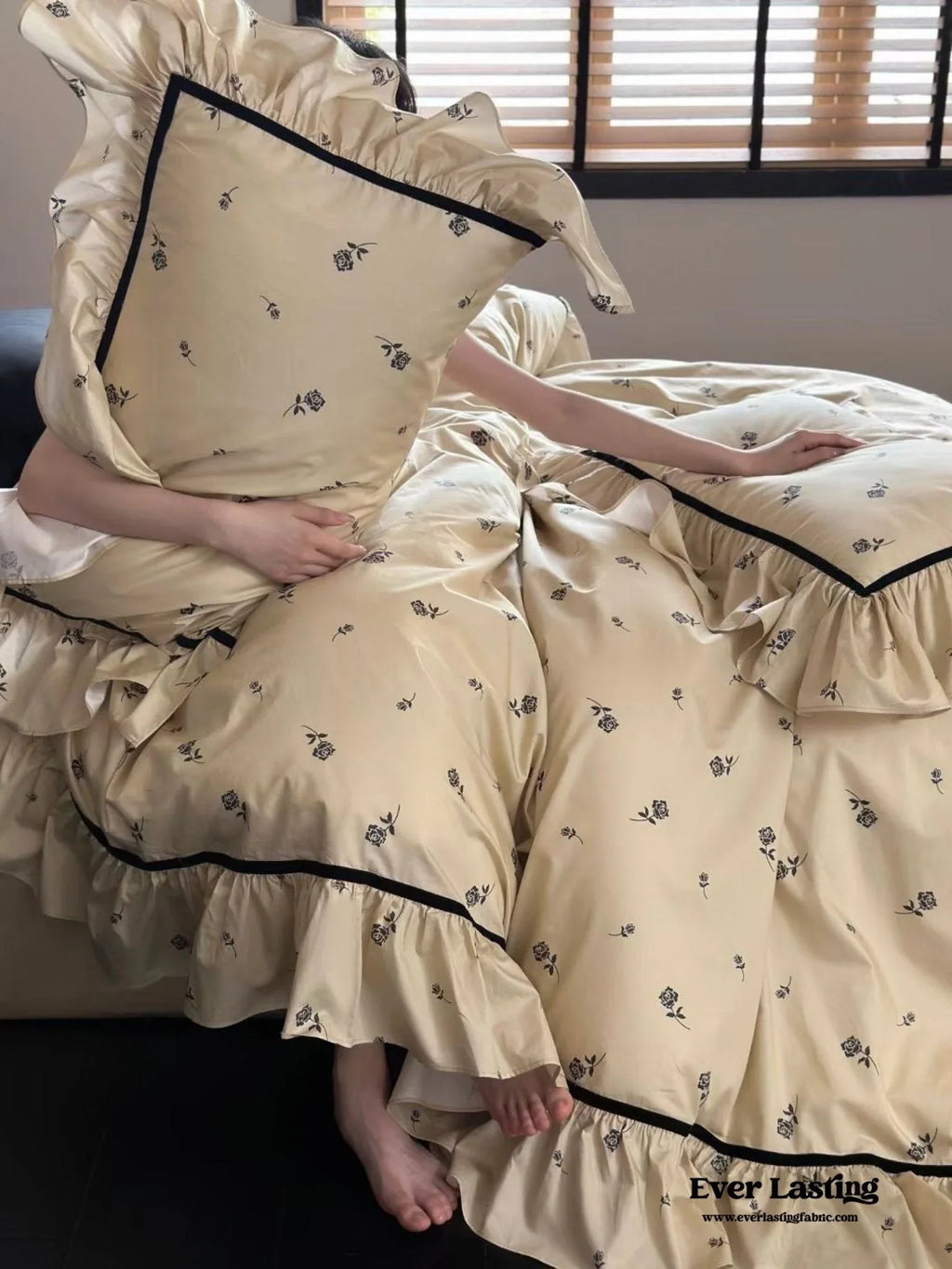 Silky French Black Rose Bedding Set Ever Lasting