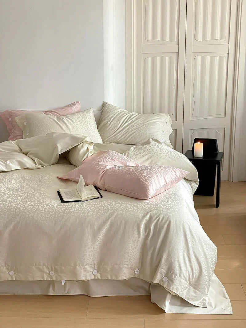 Silky Leopard Buttoned Bedding Set / Baby Pink Ever Lasting