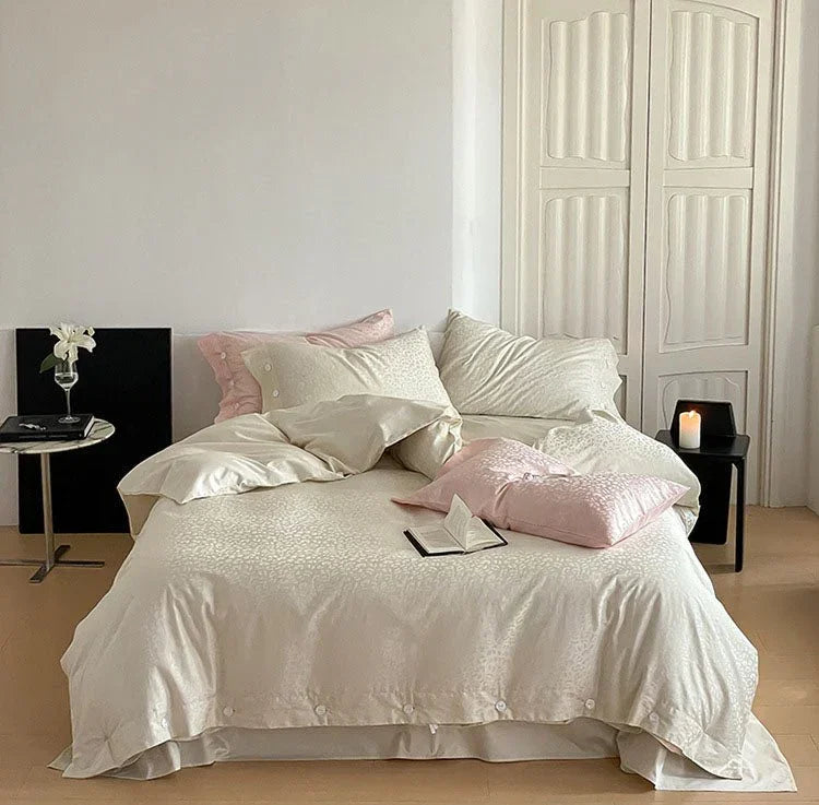 Silky Leopard Buttoned Bedding Set / Baby Pink Ever Lasting