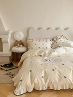 Silky Ribbon Ruffle Bedding Set / Cream White Ever Lasting