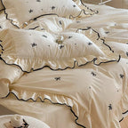 Silky Ribbon Ruffle Bedding Set / Cream White Ever Lasting