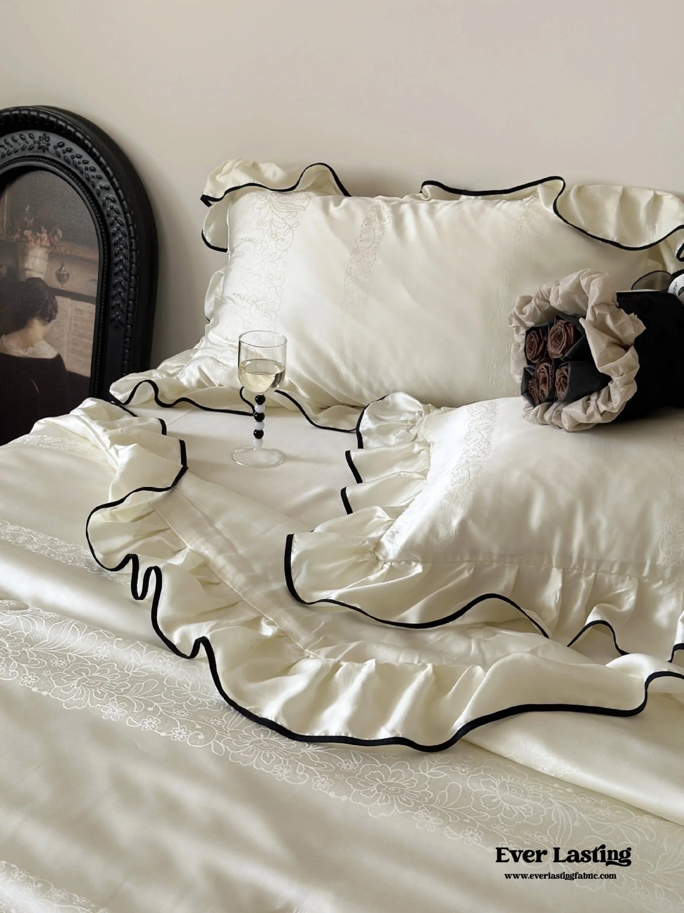 Silky Ruffle Blanket Comforter Set / Rust Pink Ever Lasting