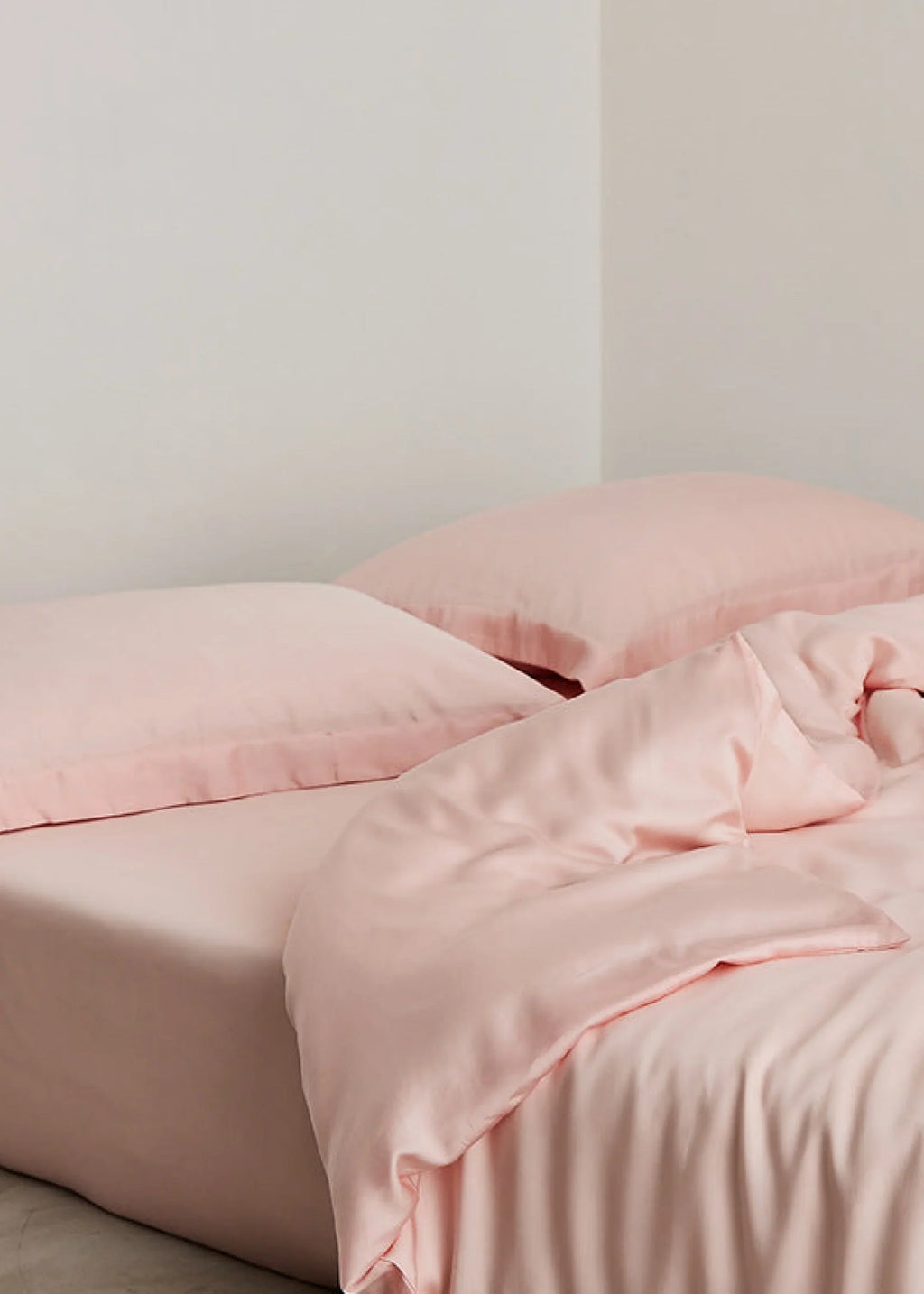 Silky Solid Tencel Bedding Set / Blue Ever Lasting