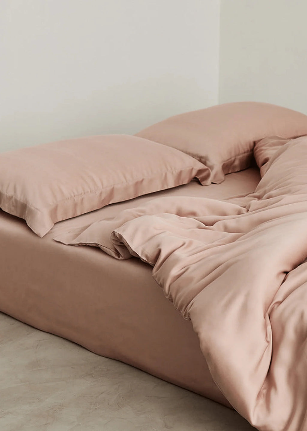 Silky Solid Tencel Bedding Set / Pink Ever Lasting