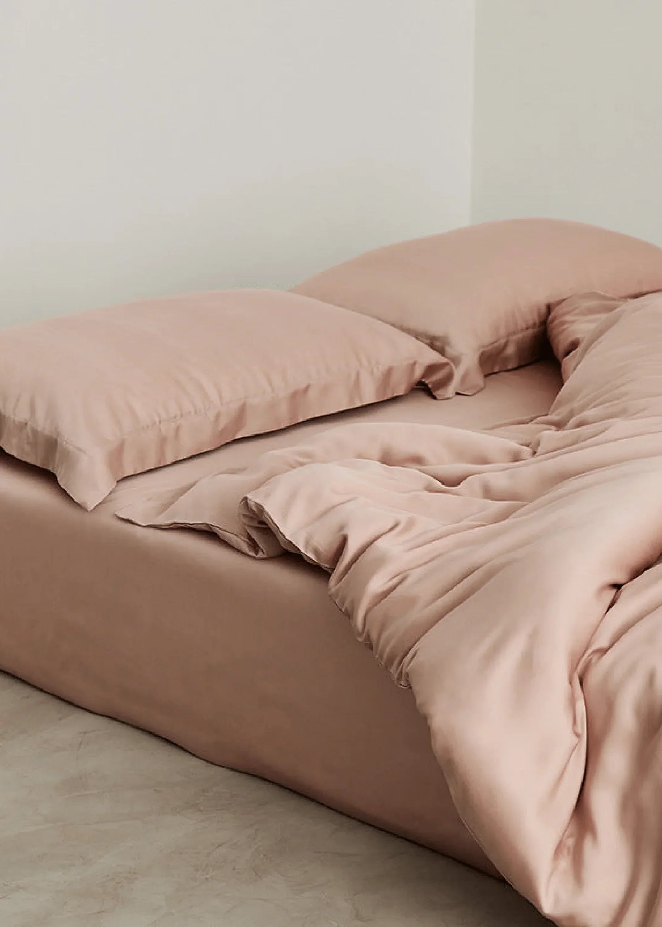 Silky Solid Tencel Bedding Set / Pink Ever Lasting