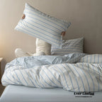 Skye Refreshing Striped Bedding Set / White Ever Lasting