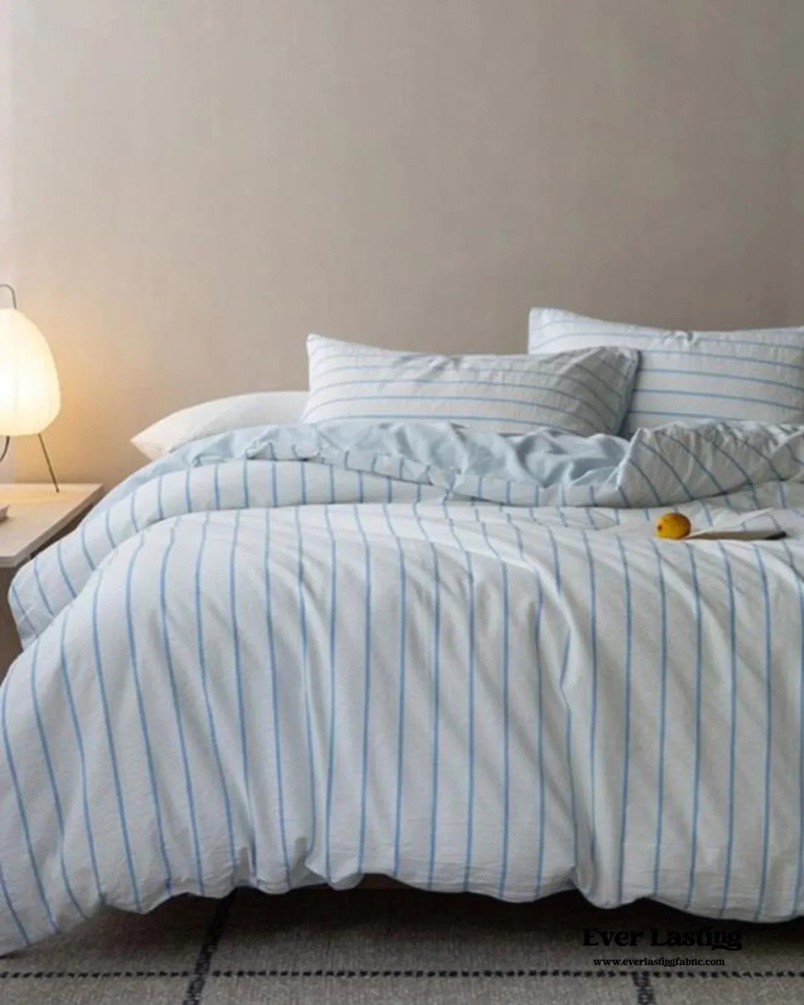 Skye Refreshing Striped Bedding Set / White Ever Lasting