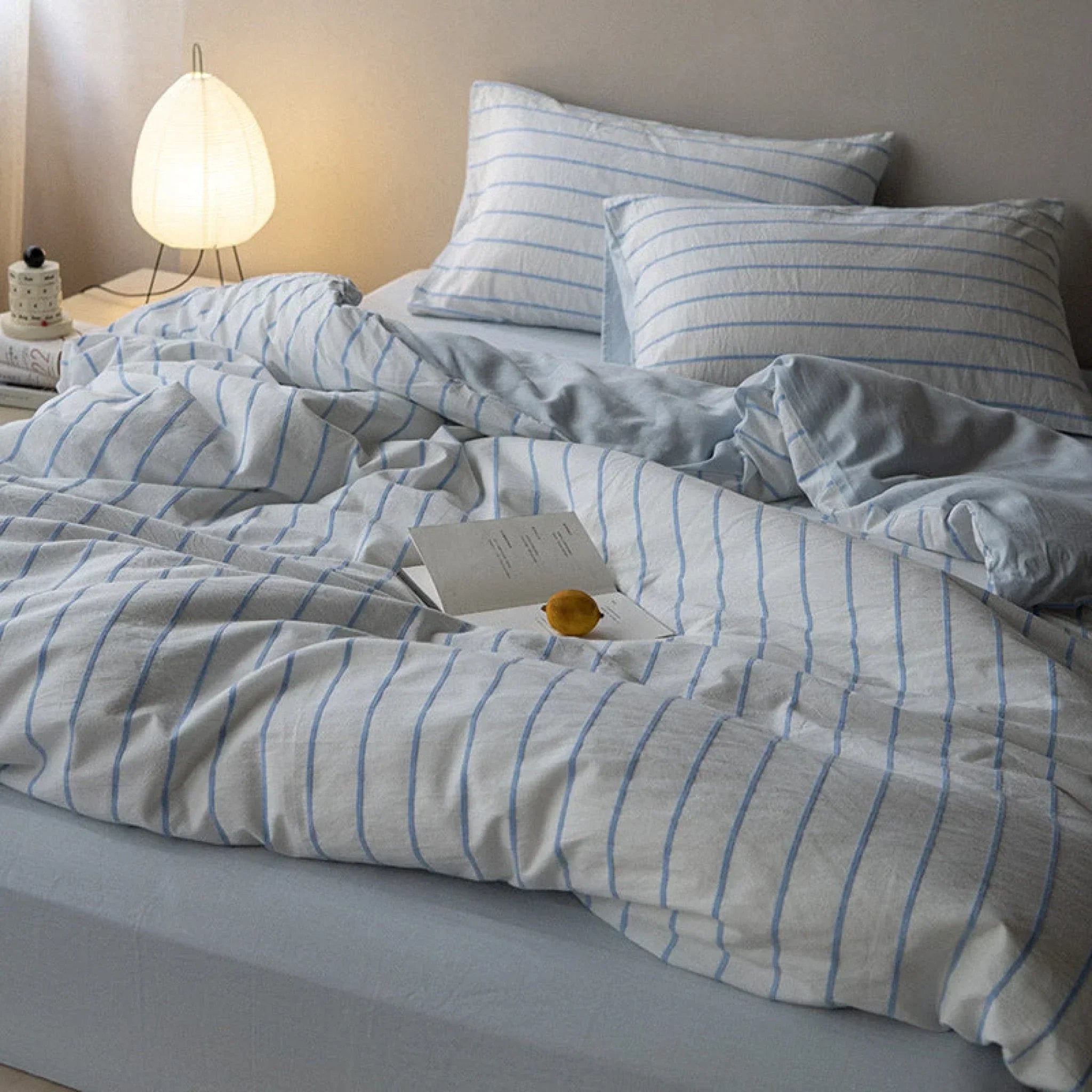 Skye Refreshing Striped Bedding Set / White Ever Lasting