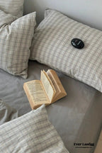 Soft Blend Plaid Bedding Set / Blue Ever Lasting