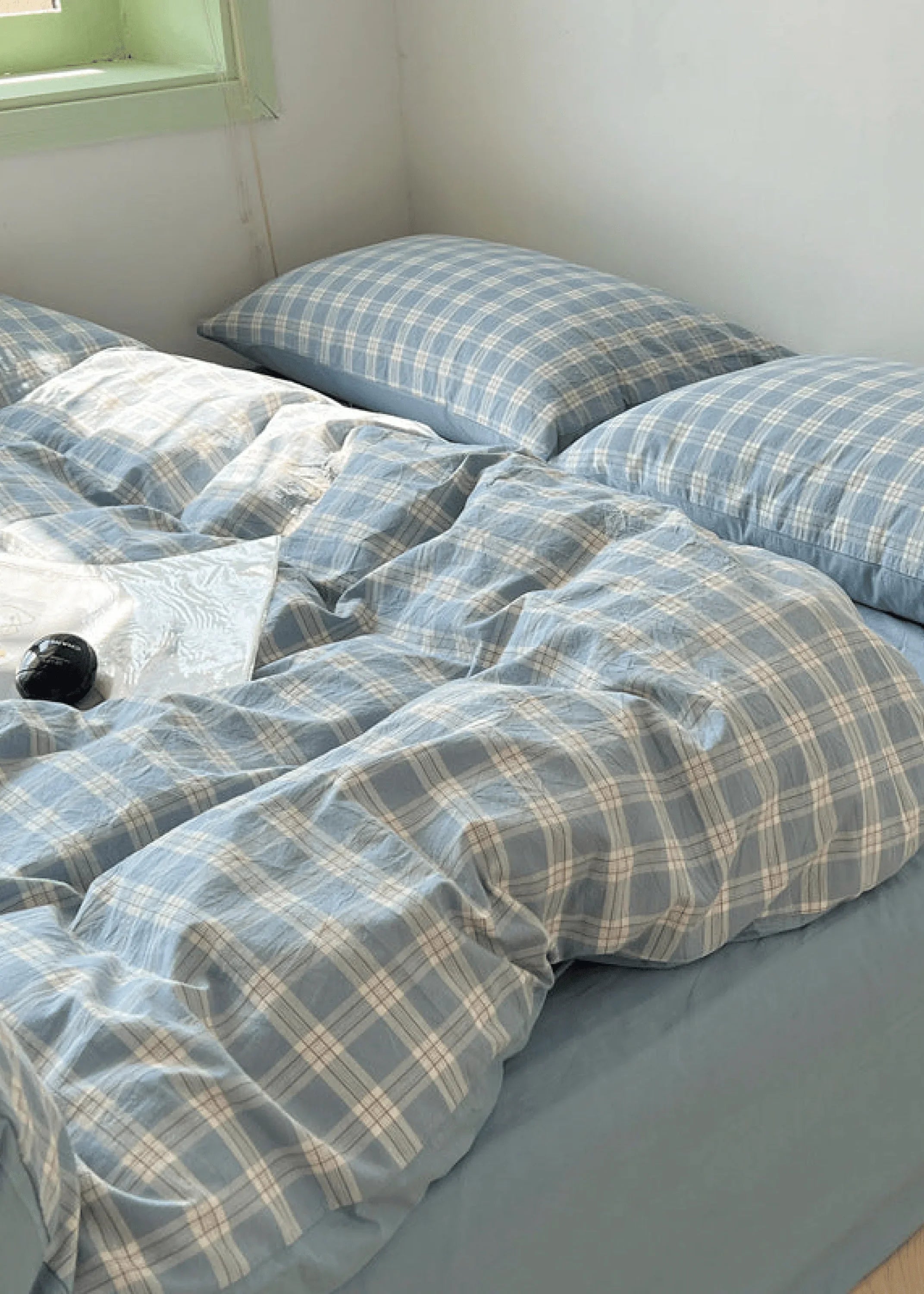 Soft Blend Plaid Bedding Set / Blue Ever Lasting