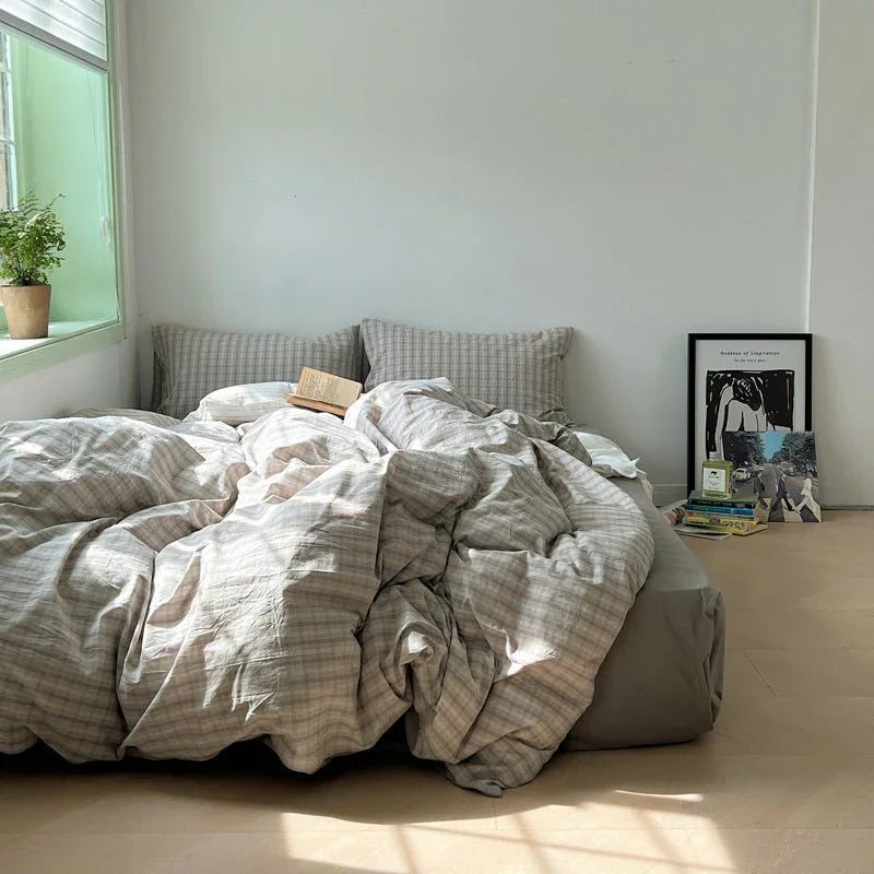 Soft Blend Plaid Bedding Set / Blue Ever Lasting