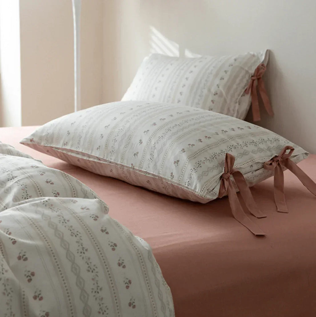 Soft Cottage Blue Ribbon Bedding Set / Blue Ever Lasting