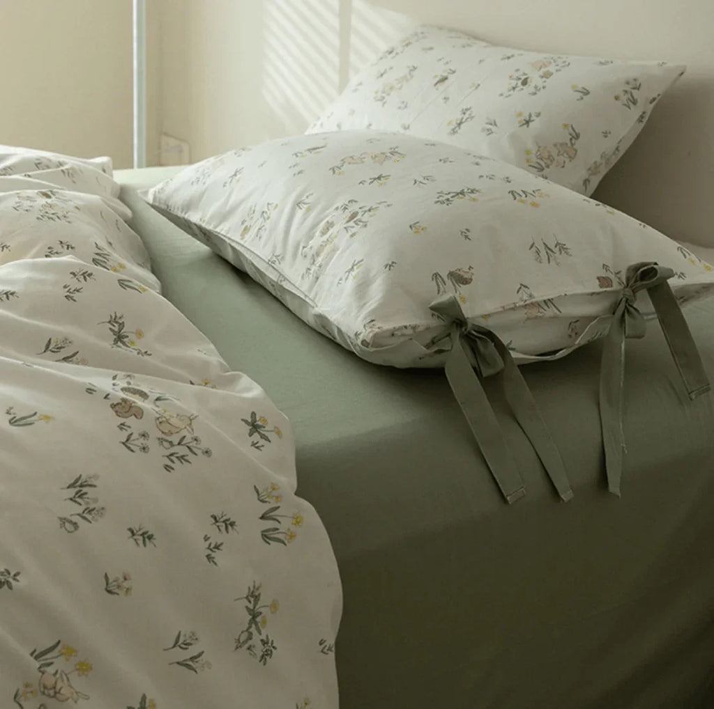 Soft Cottage Blue Ribbon Bedding Set / Blue Ever Lasting