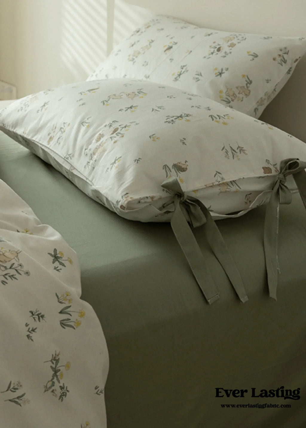 Soft Cottage Blue Ribbon Bedding Set / Blue Ever Lasting