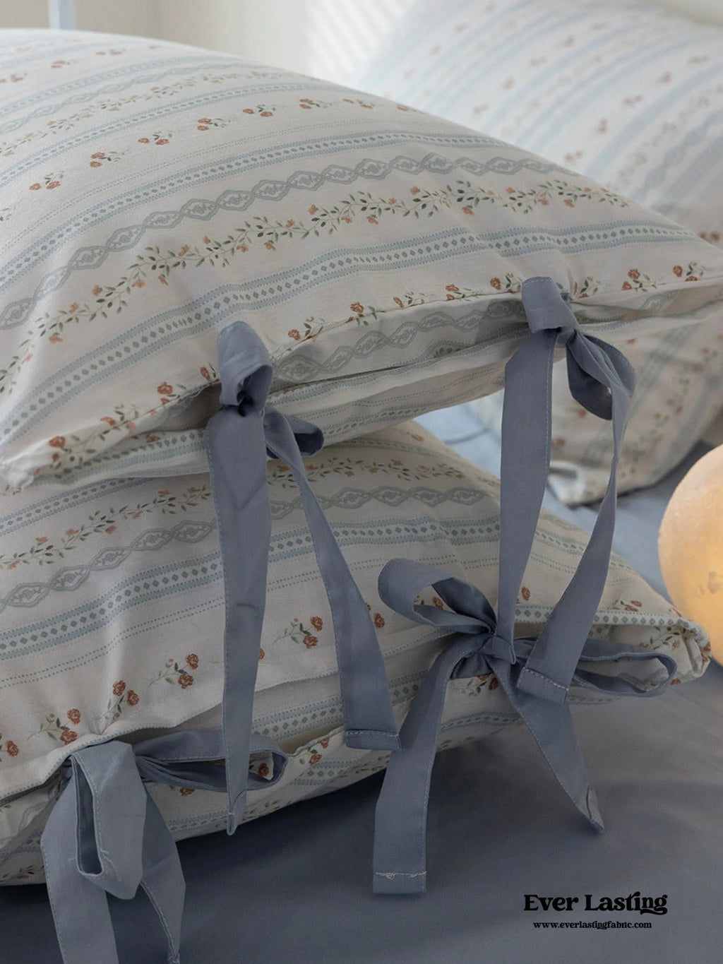 Soft Cottage Ribbon Bedding Set / Purple Ever Lasting