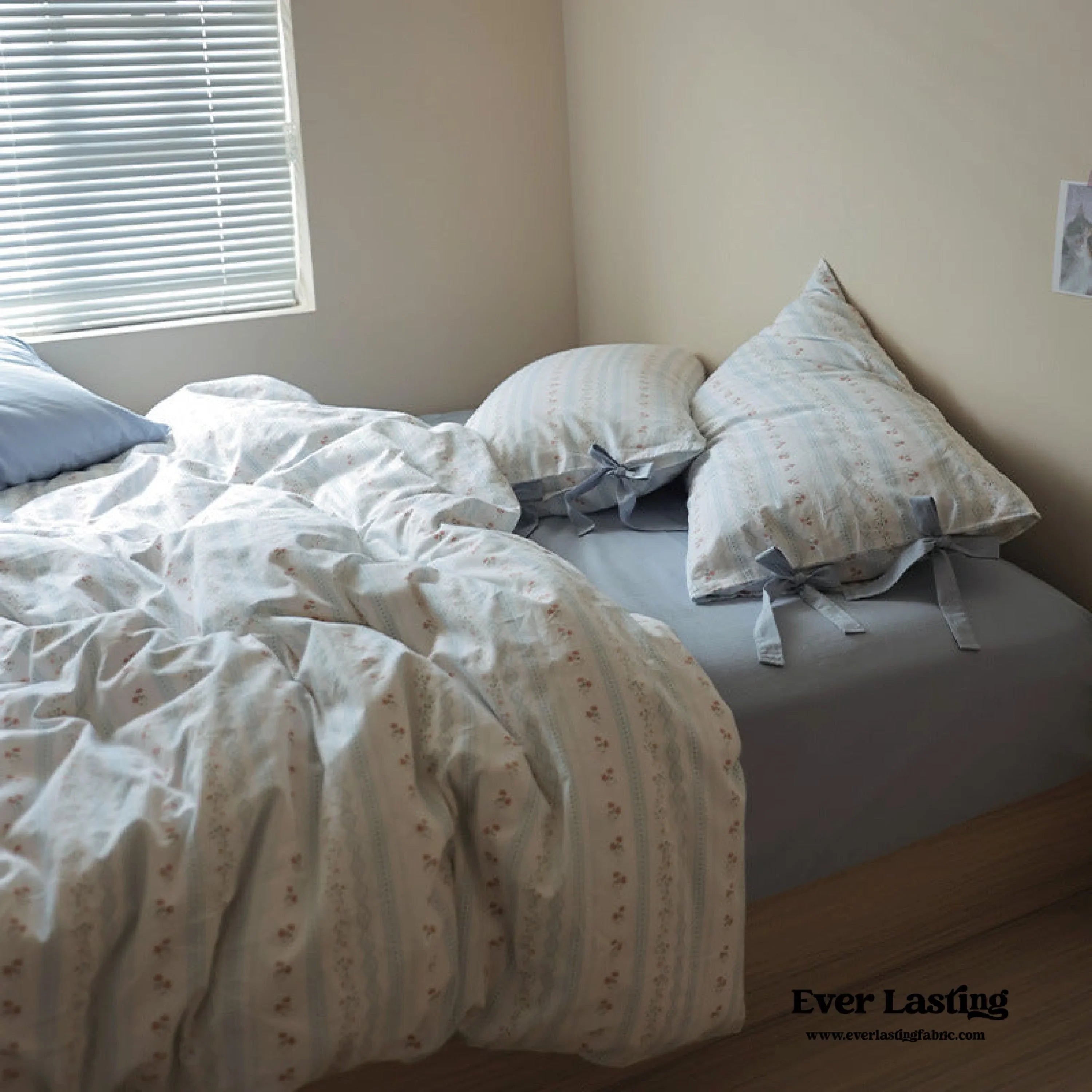 Soft Cottage Ribbon Bedding Set / Purple Ever Lasting