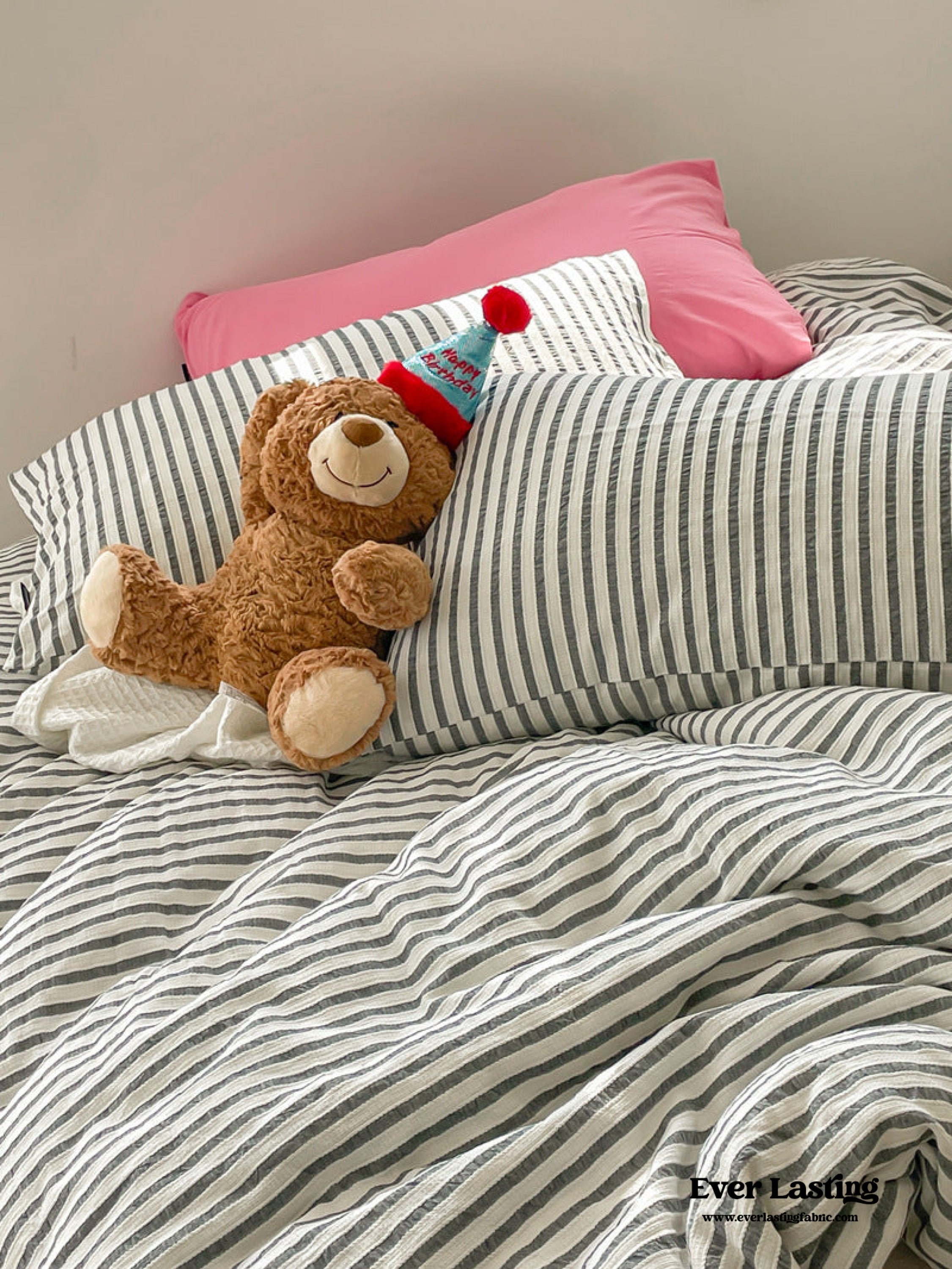 Soft Jacquard Bedding Set / Yellow Ever Lasting