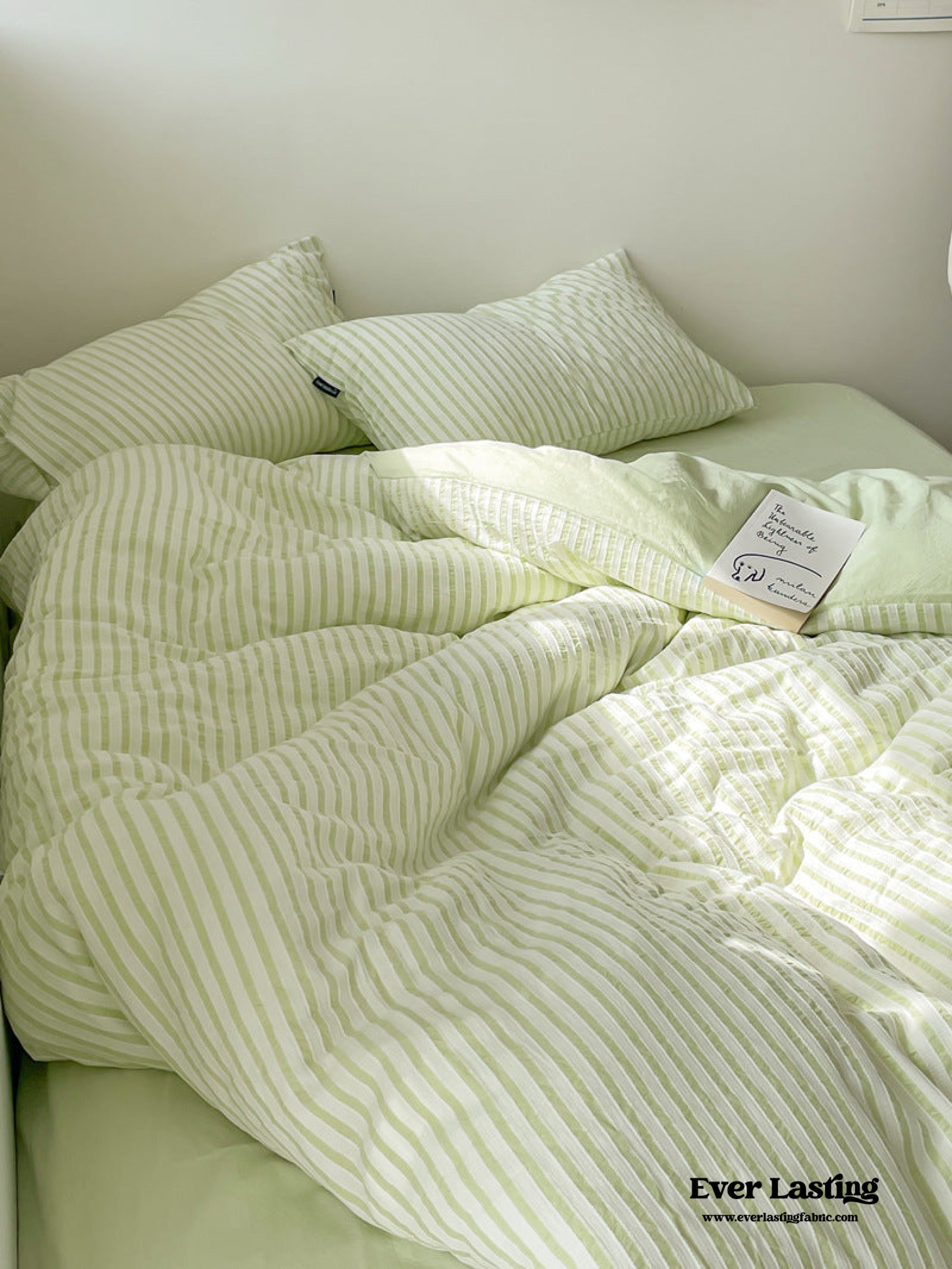 Soft Jacquard Bedding Set / Yellow Ever Lasting