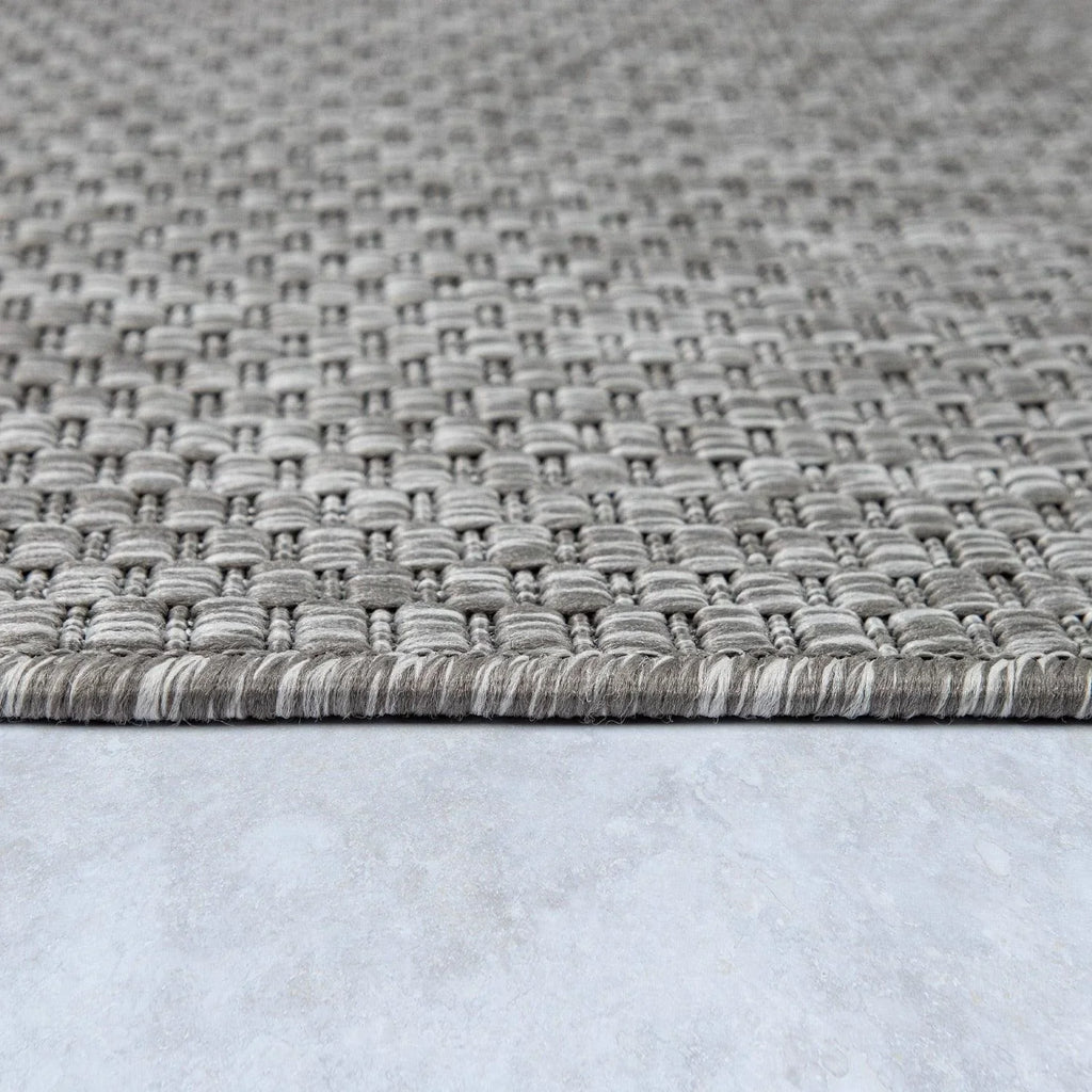 Solid Outdoor Rug for Patio or Balcony weatherproof in Mottled Grey RugYourHome