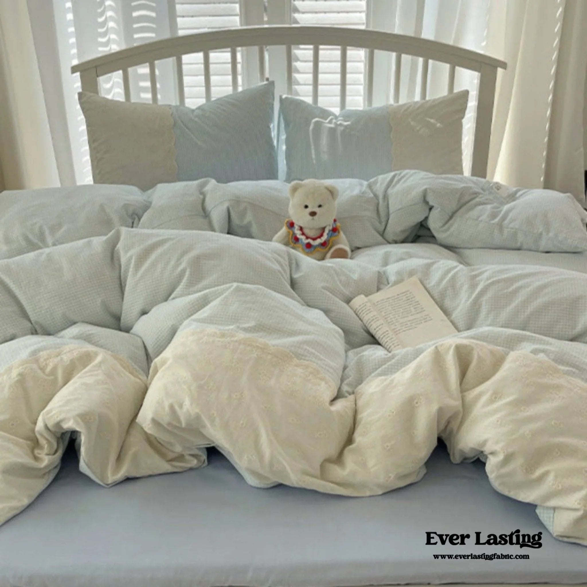 Sophia Gingham Lace Washed Cotton Bedding Set / Blue Ever Lasting