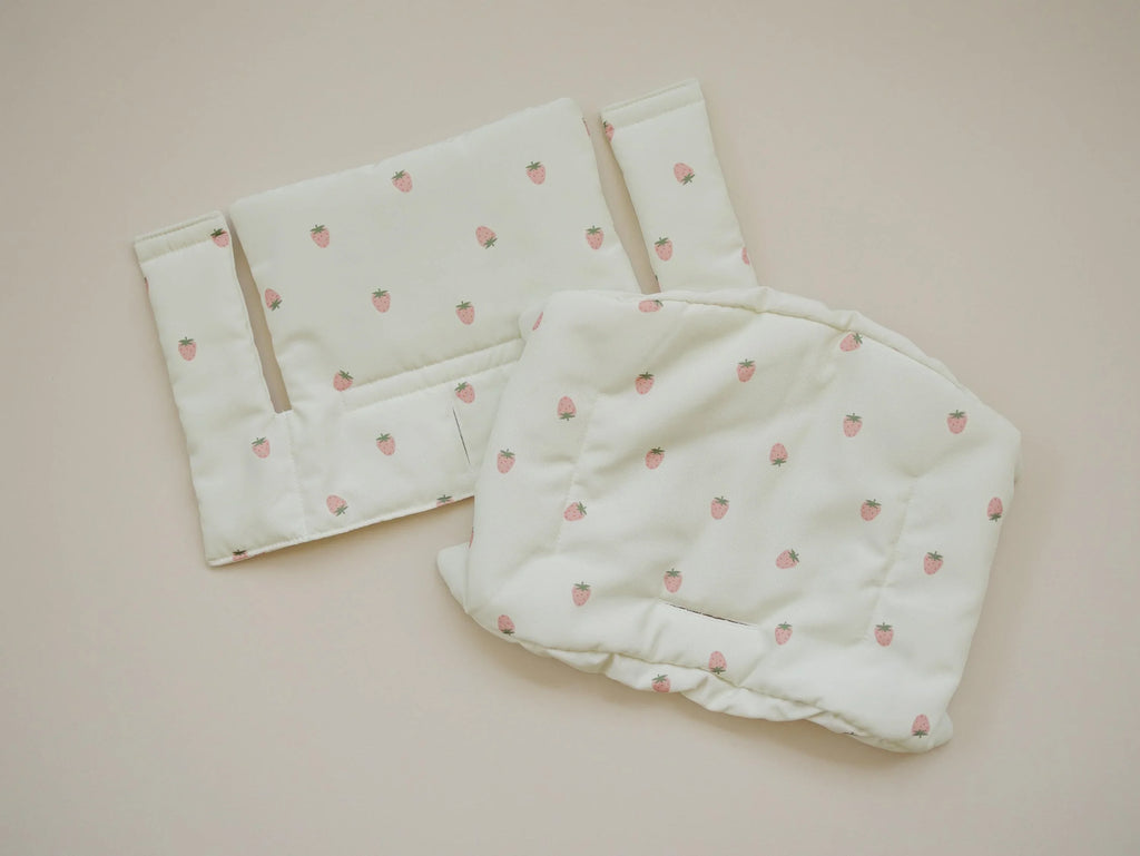Strawberry Cushion for the Stokke Tripp Trapp Highchair - Wipeable Cover - Baby Highchair Accessories - Berry Print