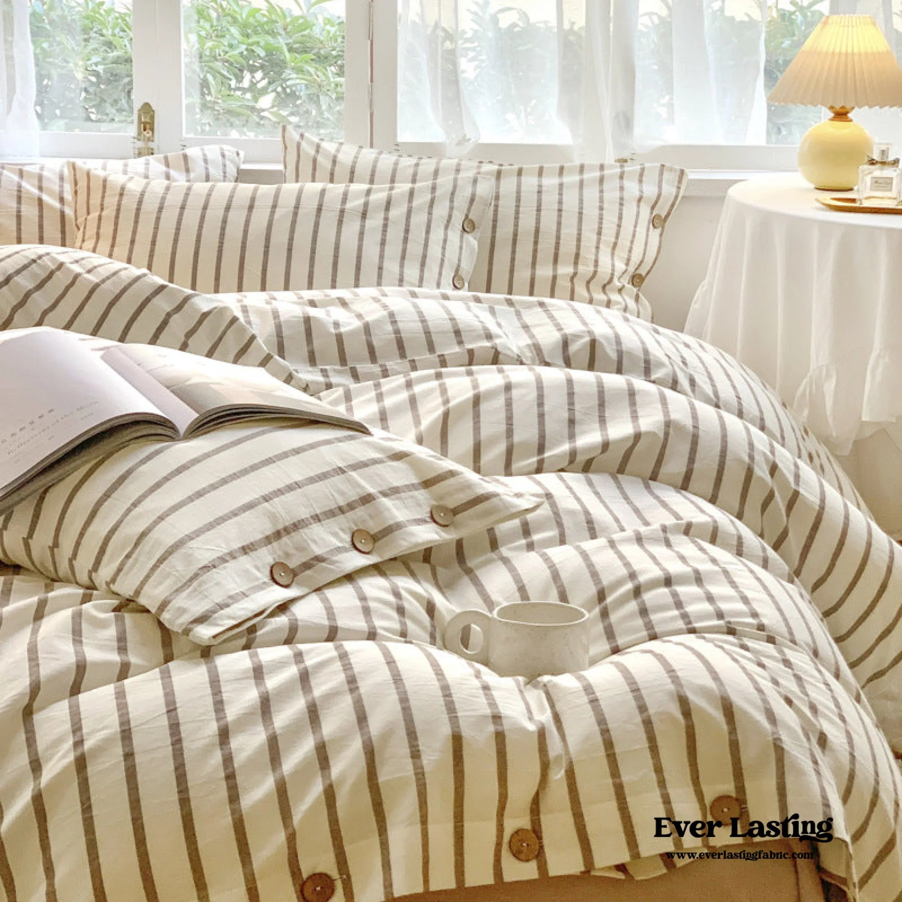 Stripe Buttoned Bedding Set / Beige Brown Ever Lasting