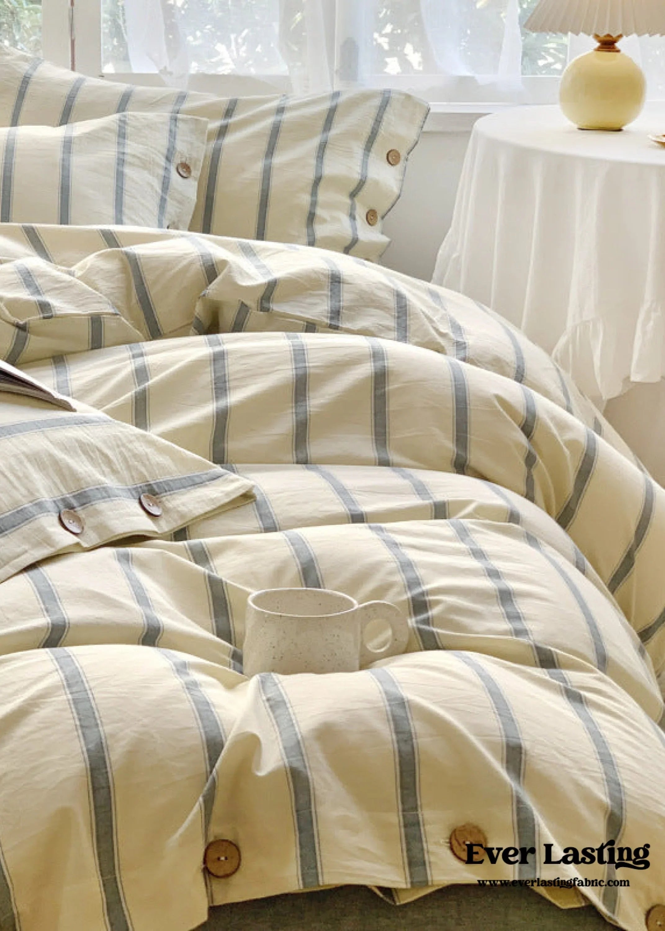 Stripe Buttoned Bedding Set / Beige Brown Ever Lasting