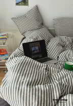 Striped Bedding Set / Blue Ever Lasting