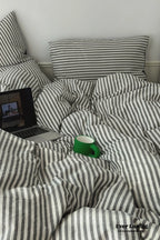 Striped Bedding Set / Blue Ever Lasting