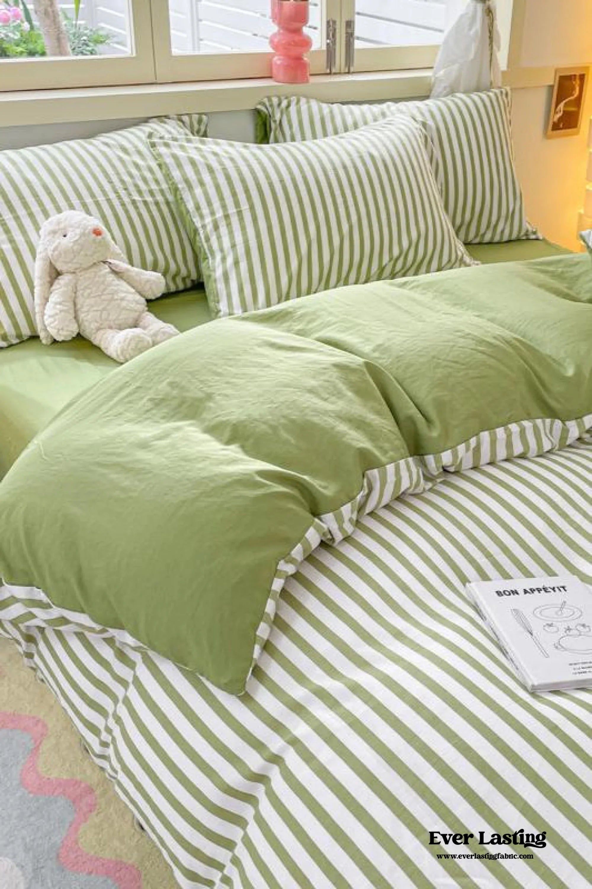 Striped Bedding Set / Blue Ever Lasting