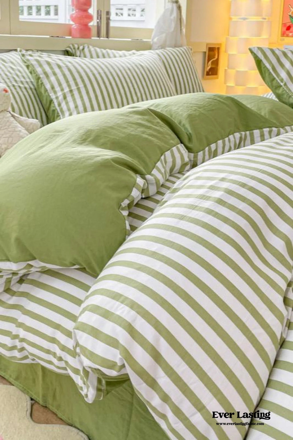 Striped Bedding Set / Blue Ever Lasting