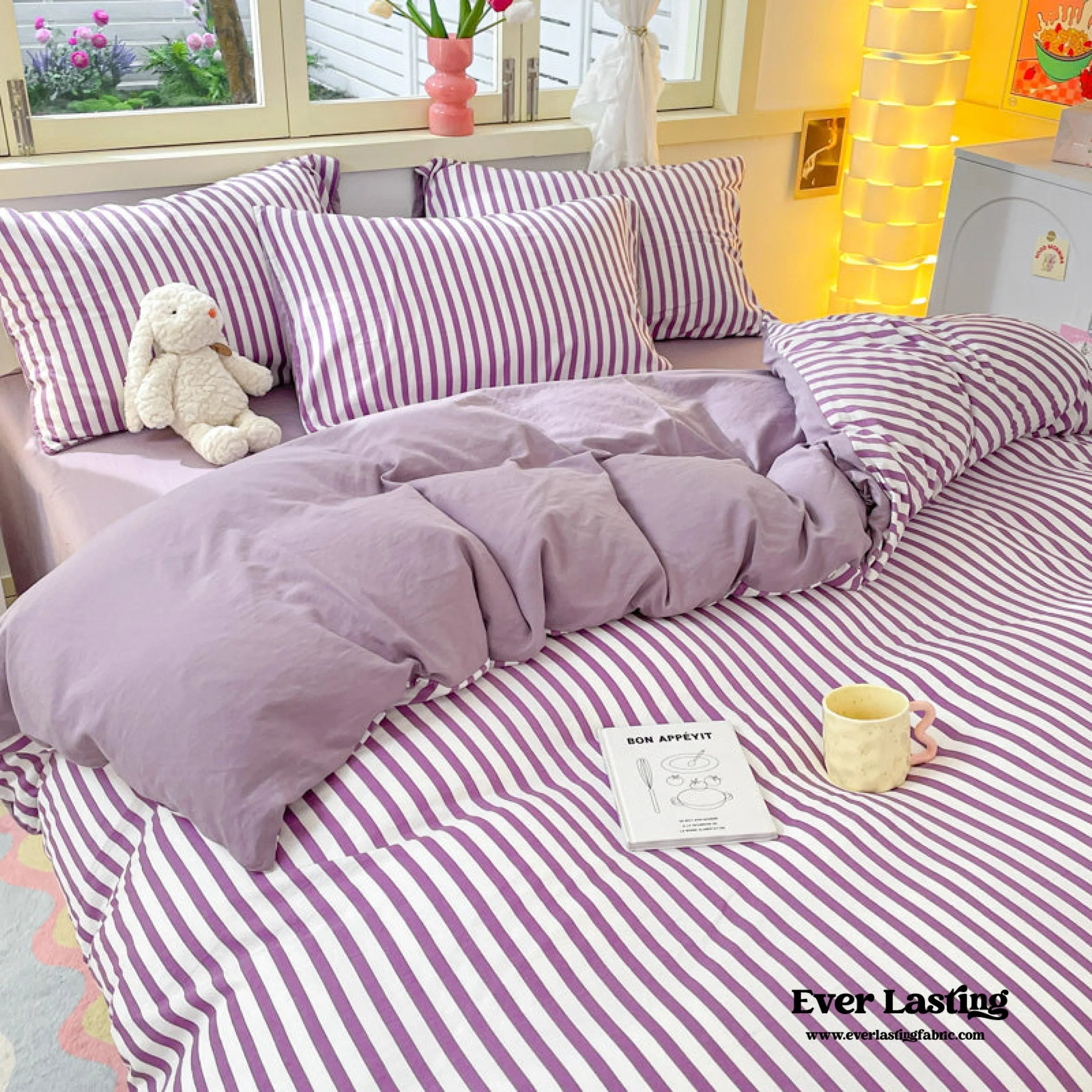Striped Bedding Set / Blue Ever Lasting