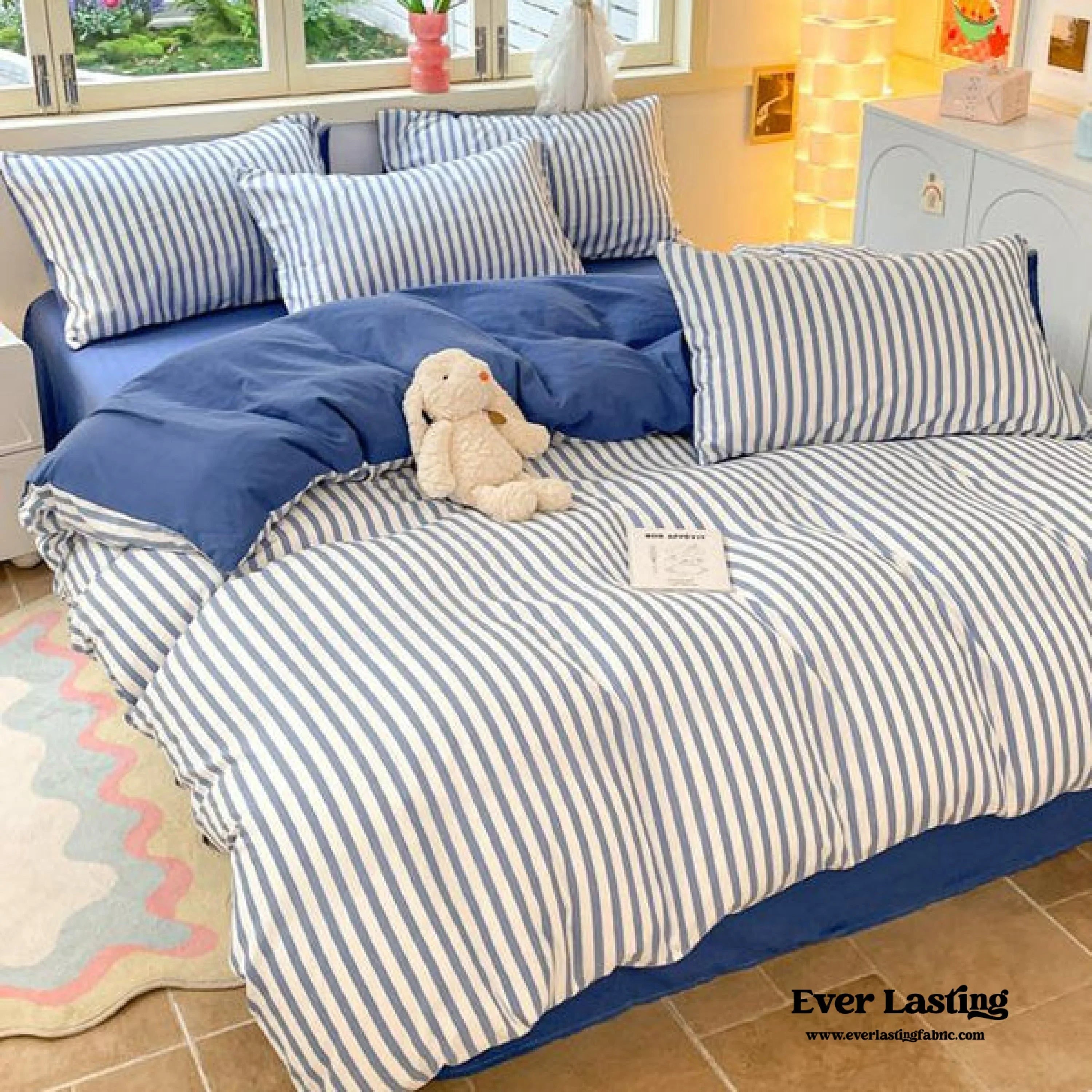 Striped Bedding Set / Blue Ever Lasting
