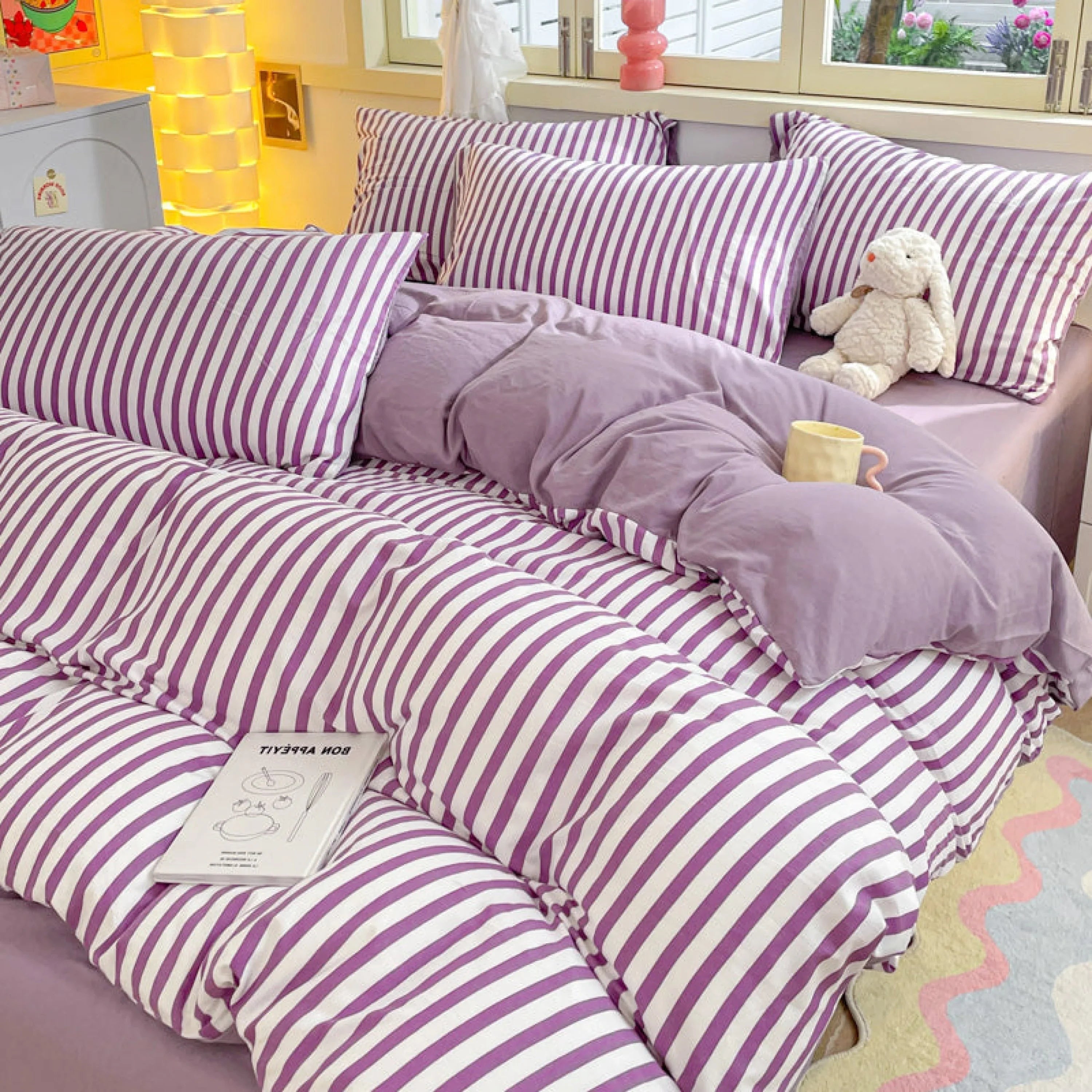 Striped Bedding Set / Blue Ever Lasting