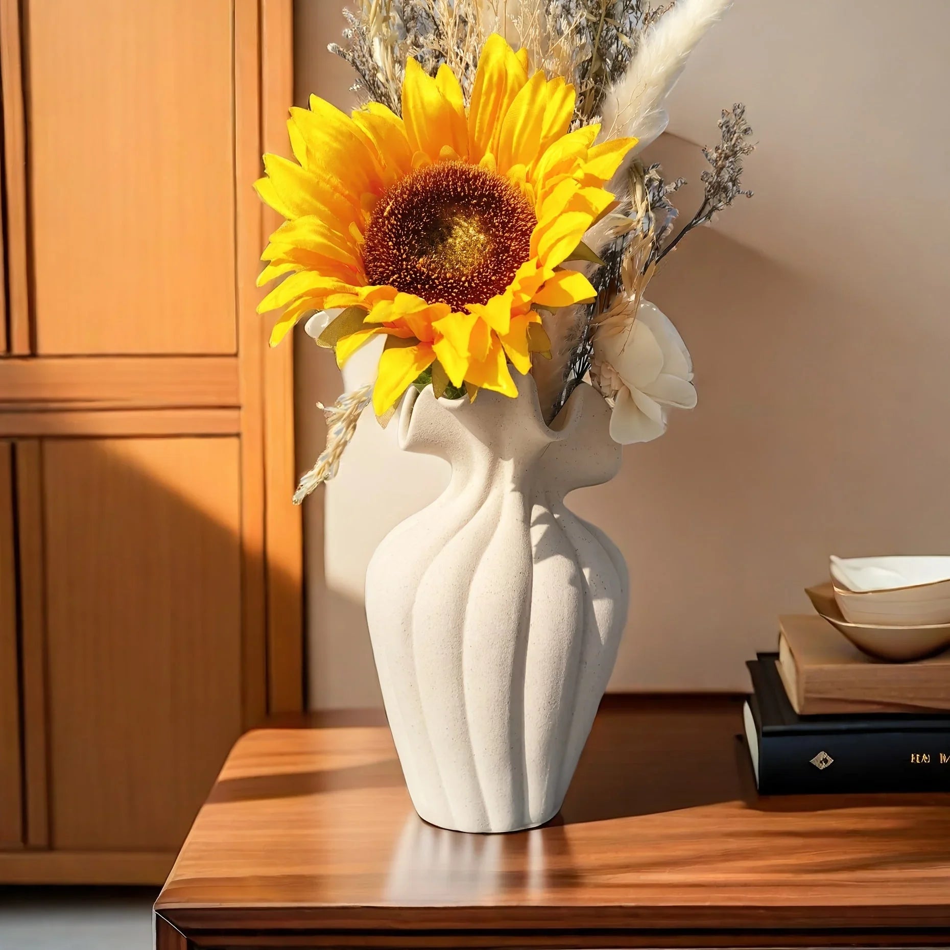 Striped ceramic vase with skirt design, white and gray texture - House of Avana